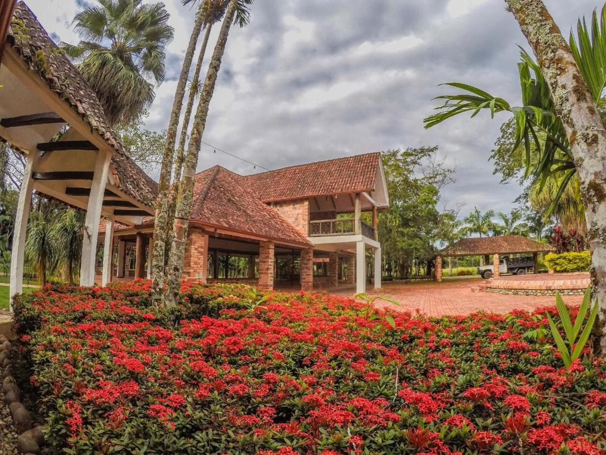Hotel Hacienda Gualanday Apiay 外观 照片